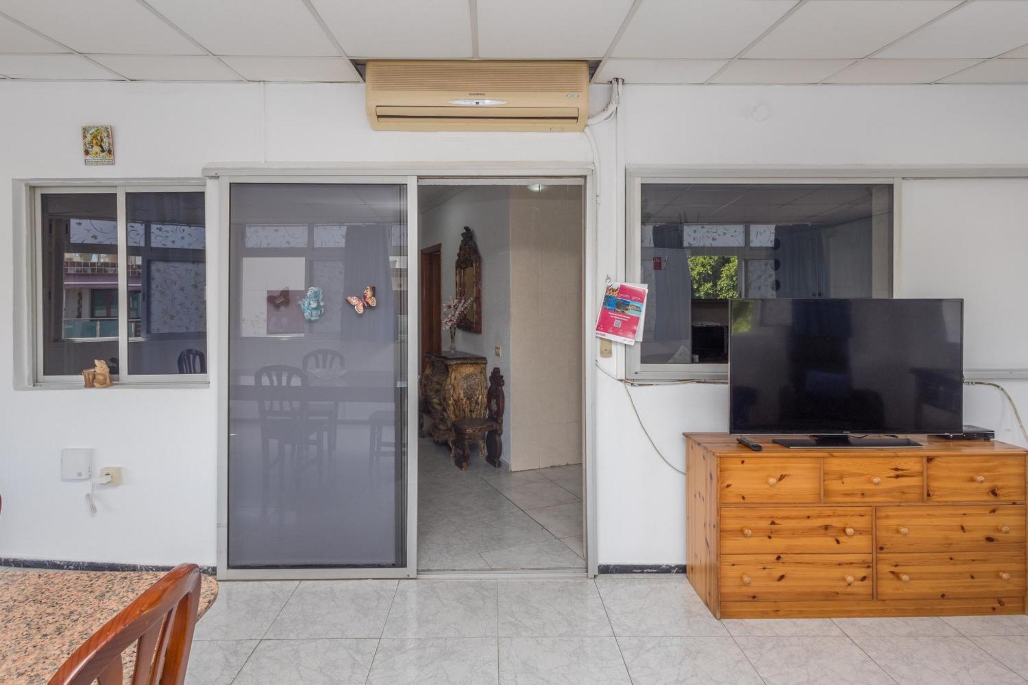 Lightbooking Lola Beach Playa De Arguineguin 外观 照片